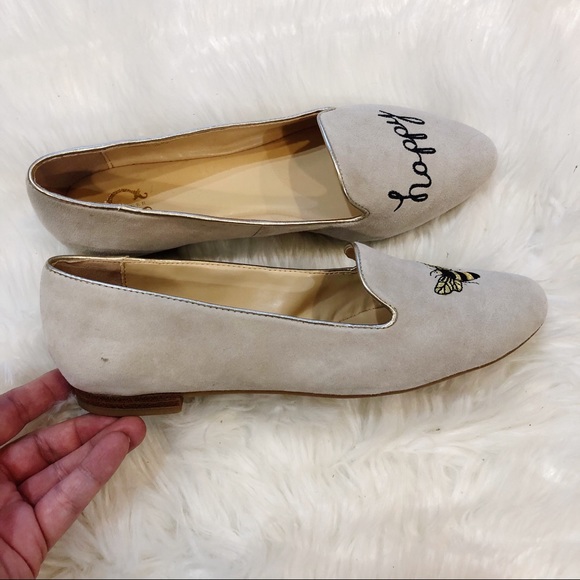 C. Wonder Celeste Bee Happy Cream Suede Flats 7.5W - Picture 3 of 7